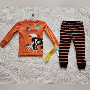 NWT Halloween Skeleton pet baby boy or girl Carter's pajama set, size 12 months